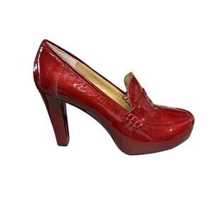 ME TOO Candy Apple Ruby Red Patent Leather Slip On‎ Heels Size 9